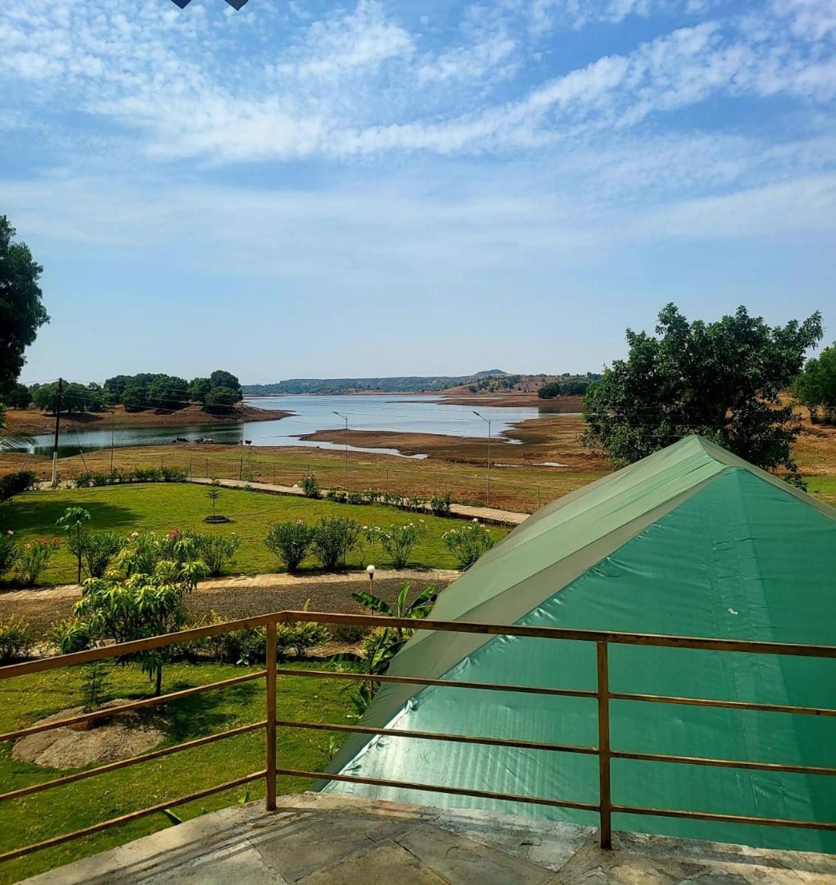 Amigos Lake Resort-Igatpuri, Maharashtra Dış mekan fotoğraf