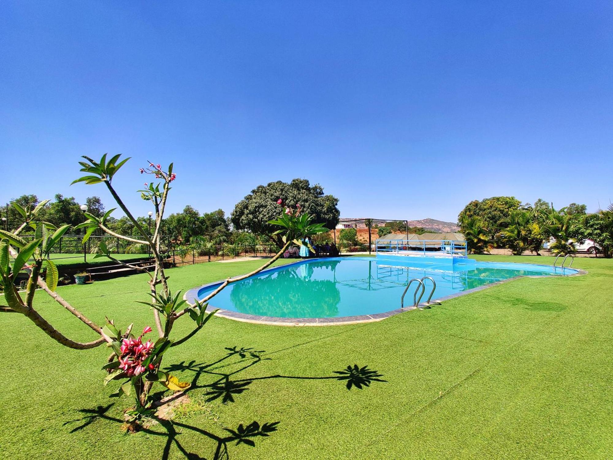 Amigos Lake Resort-Igatpuri, Maharashtra Dış mekan fotoğraf