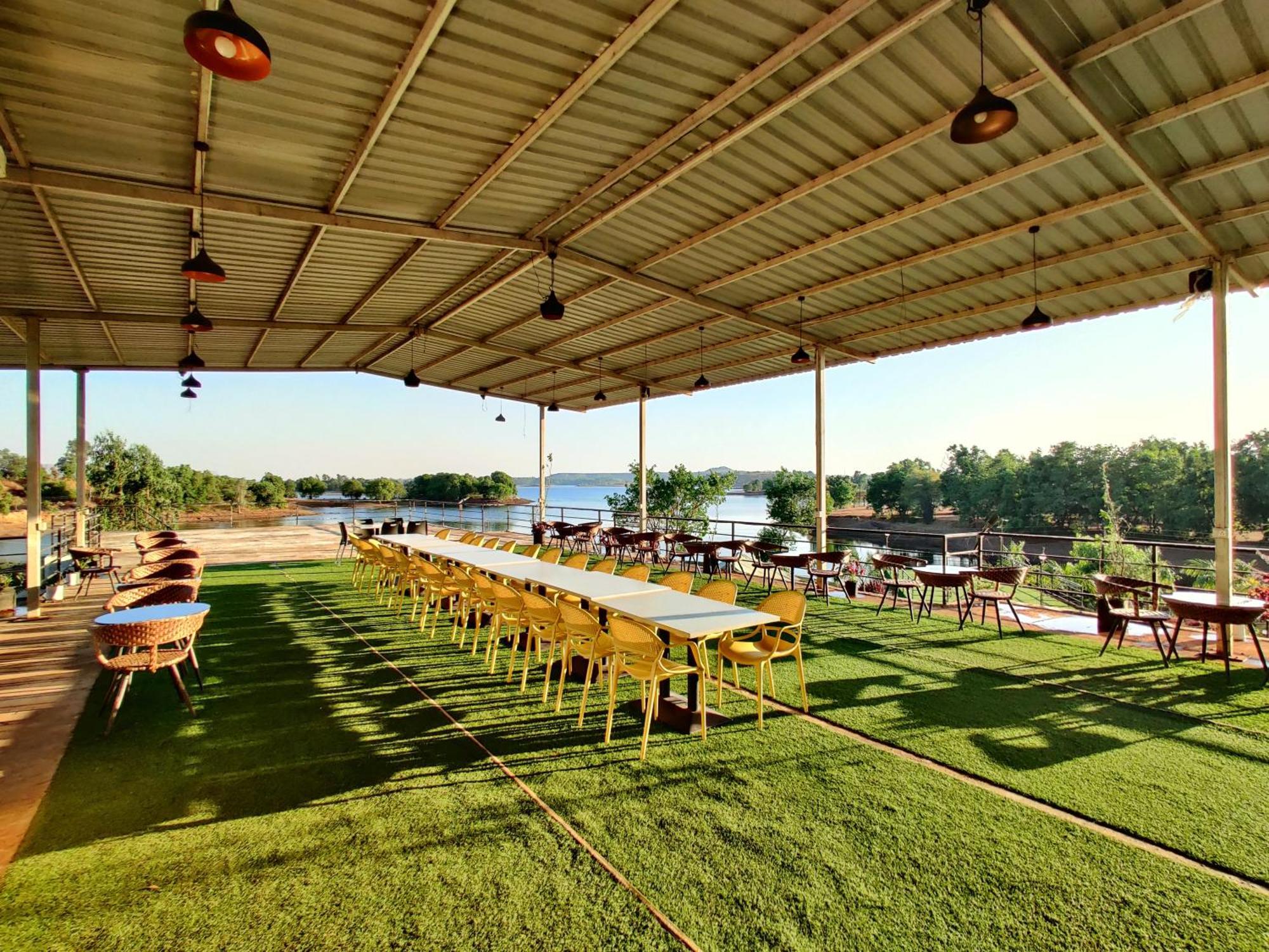 Amigos Lake Resort-Igatpuri, Maharashtra Dış mekan fotoğraf